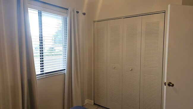 Building Photo - 3138 Via Poinciana