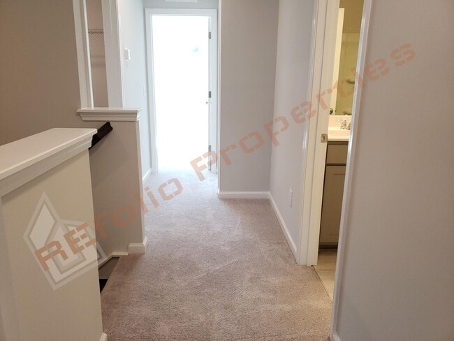 Building Photo - Brand New 3 BR 1-Car Garage Townhome in Do...