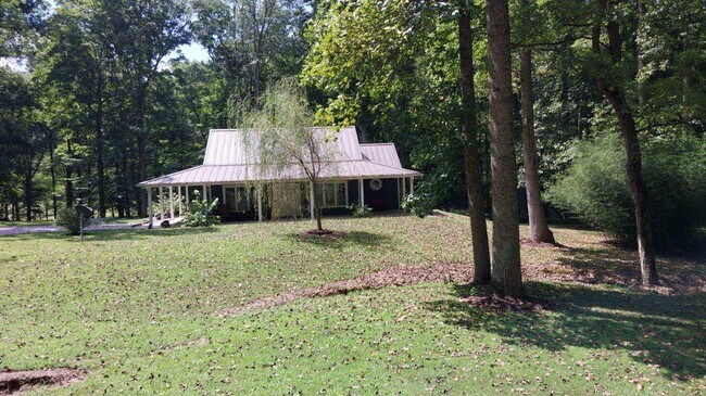 Building Photo - 1341 Old Bear Creek Rd