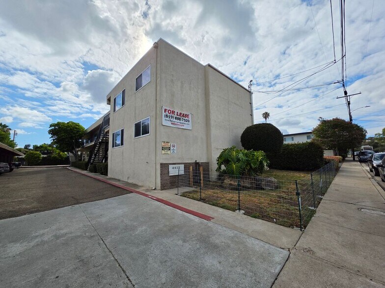 Building Photo - 4415 Rosebud Ln