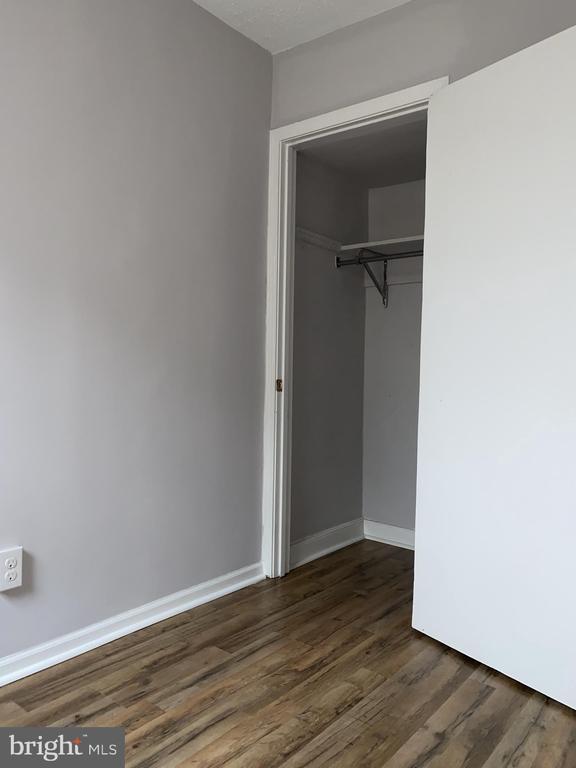 Building Photo - 2061 HAGERET