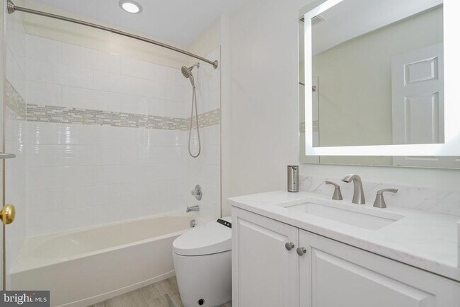 Building Photo - 43104 Baltusrol Terrace