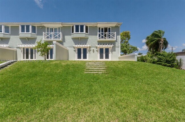 Building Photo - 8041 NE Bayshore Ct