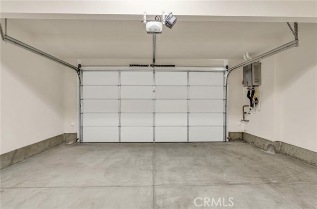 Building Photo - 260 Sash