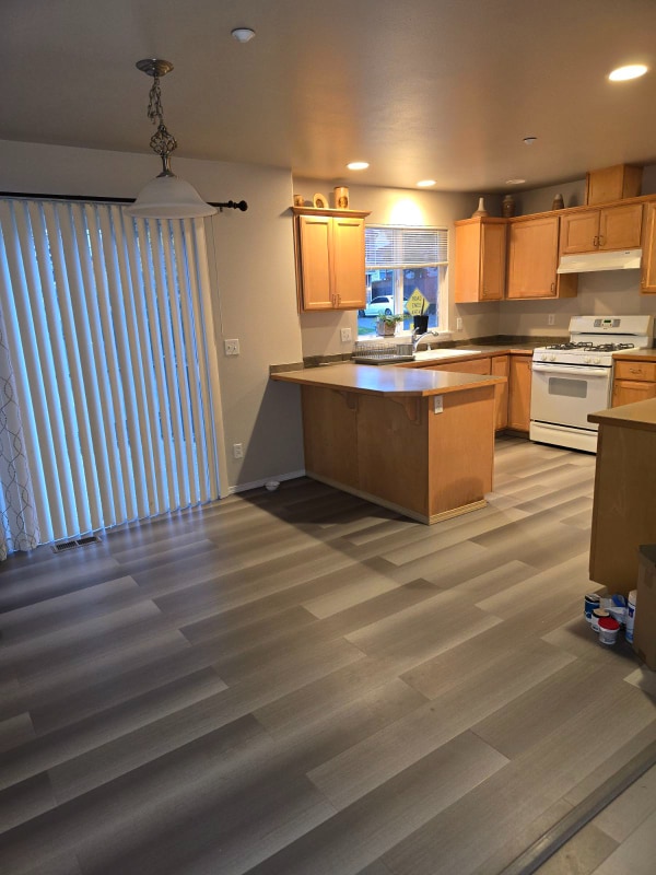 Building Photo - 12810 15th Pl W