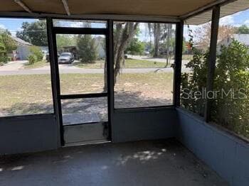 Building Photo - 1220 Morin St