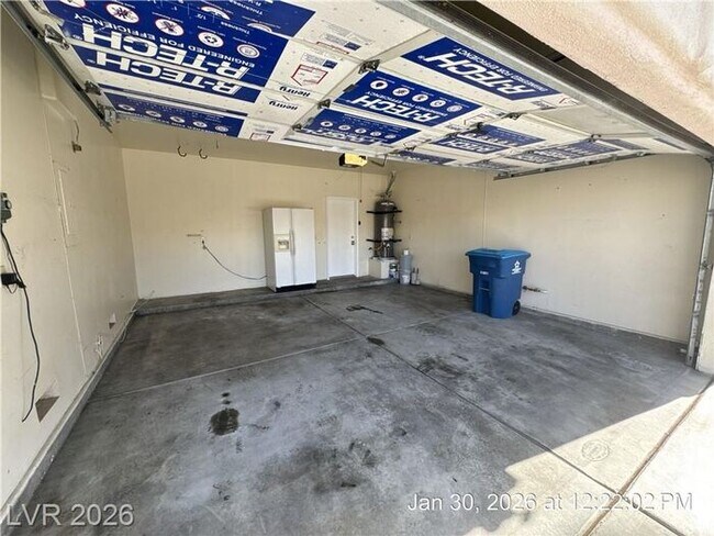 Building Photo - Charming Silverado Ranch Single-Story on Quiet Cul-de-Sac Near Park!