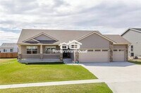 Building Photo - 9664 Alderwood Dr