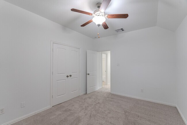 Building Photo - 54 N Marshside Pl