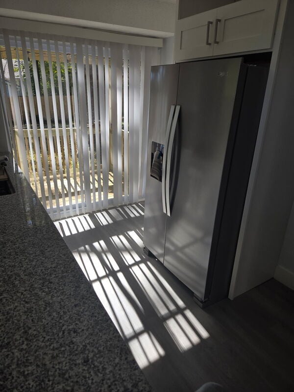 Building Photo - 2501 E 68th Terrace