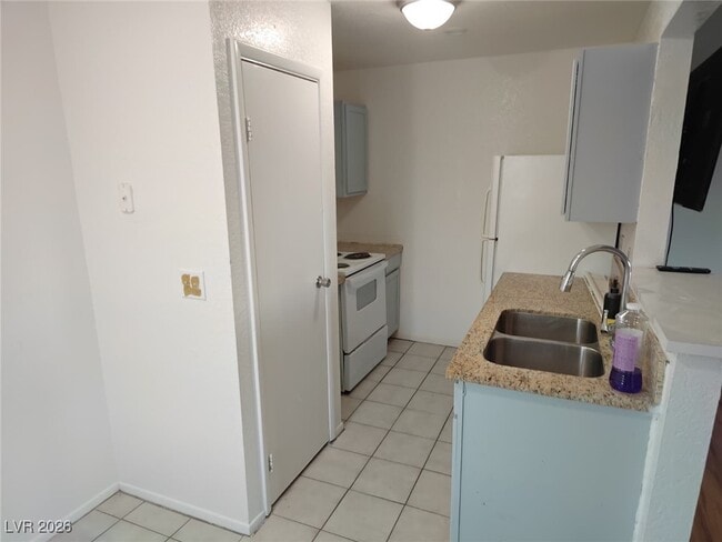 Building Photo - 3602 Gaylord Dr