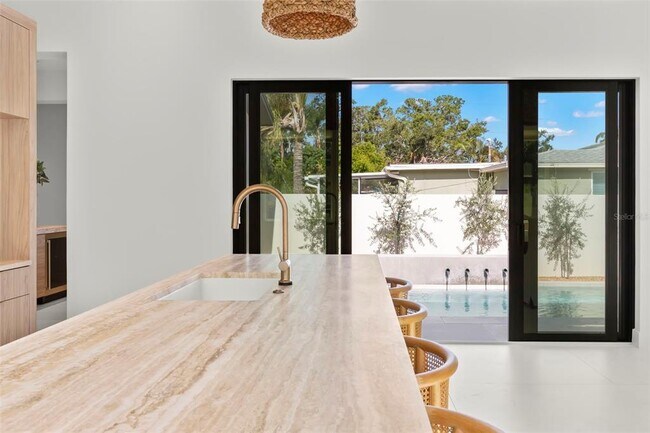 Building Photo - 150 51st St N