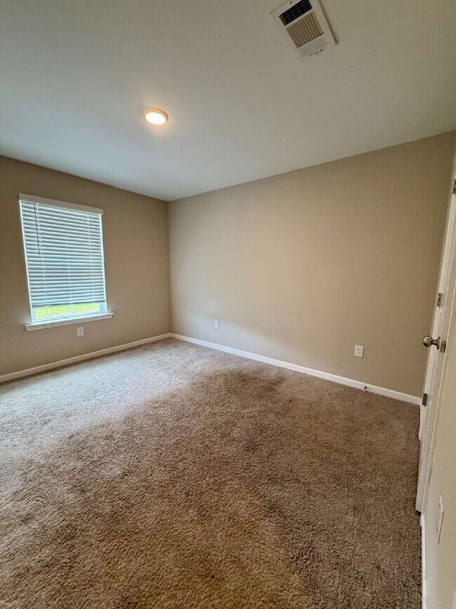 Building Photo - Available now FOR RENT in Rehobeth, AL!!