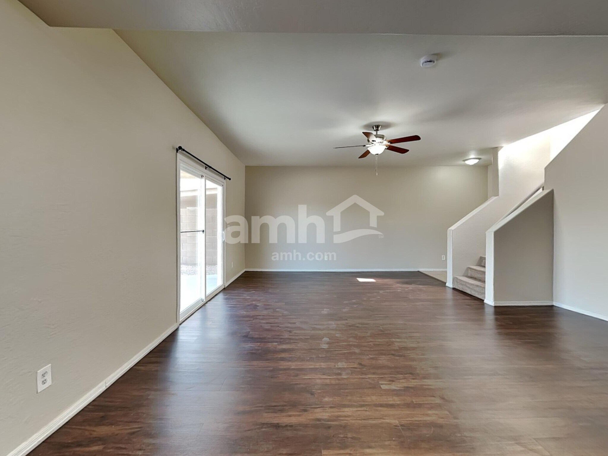 Building Photo - 6506 S 10th Dr