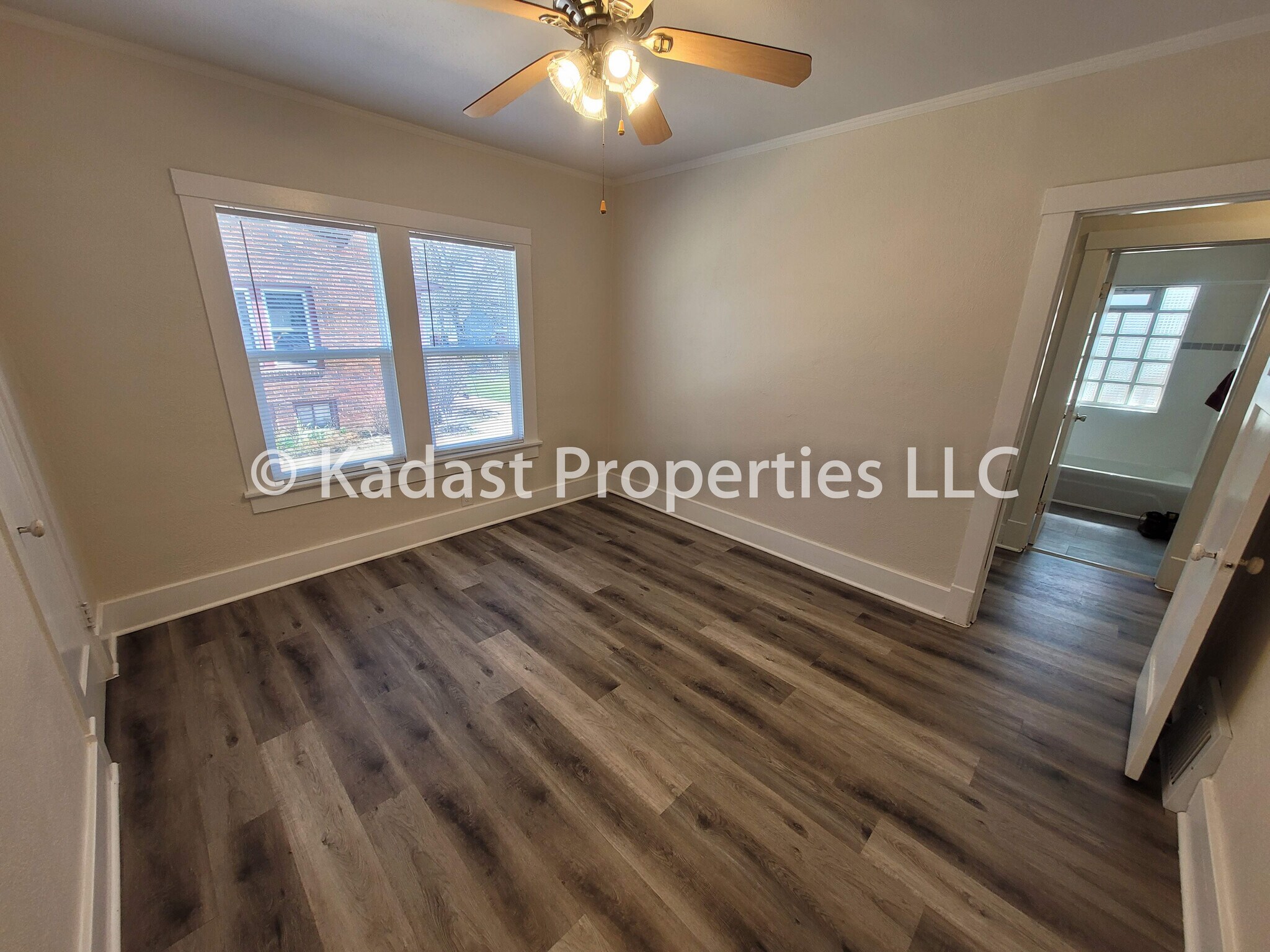 Primary Bedroom - 1271 Prairie Ave