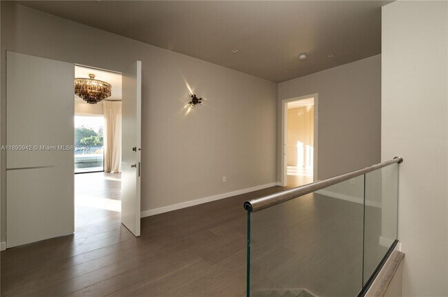 Building Photo - 11200 SW 60th Ave