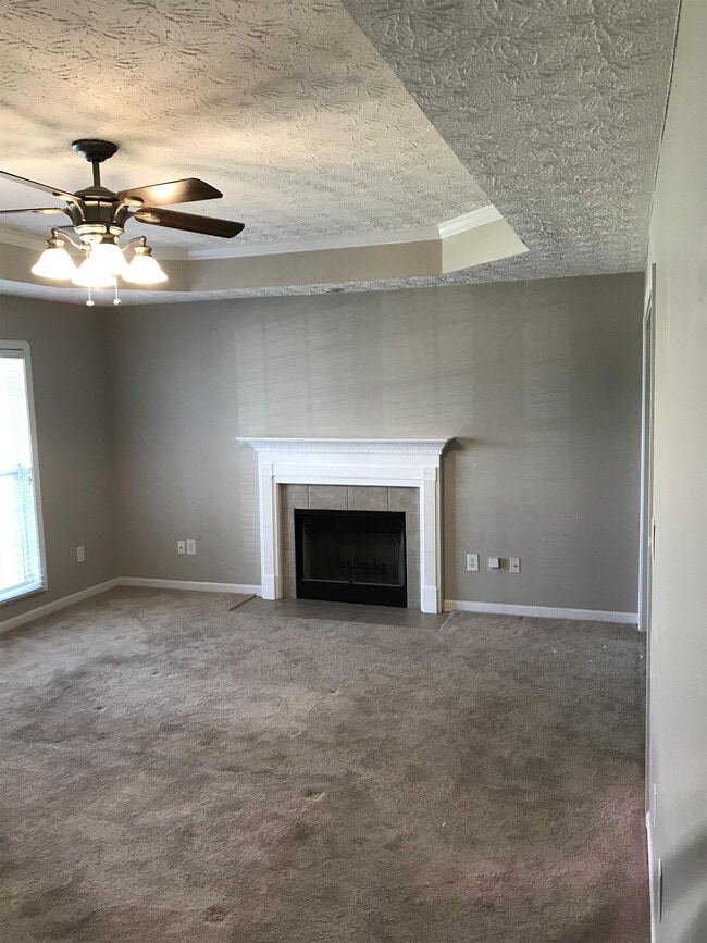 Building Photo - 25 Devonshire Dr