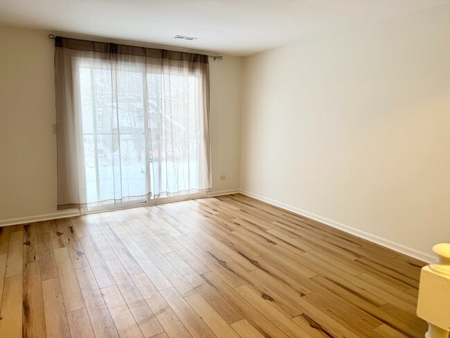 Building Photo - 328 Kirkwood Cir