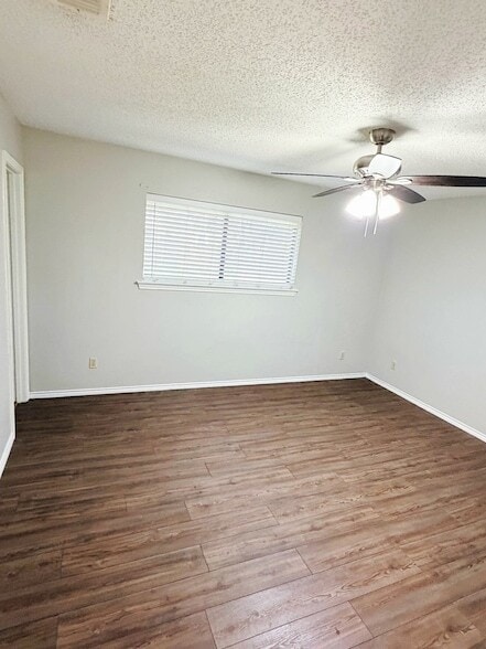 Building Photo - 607 Springtime Dr