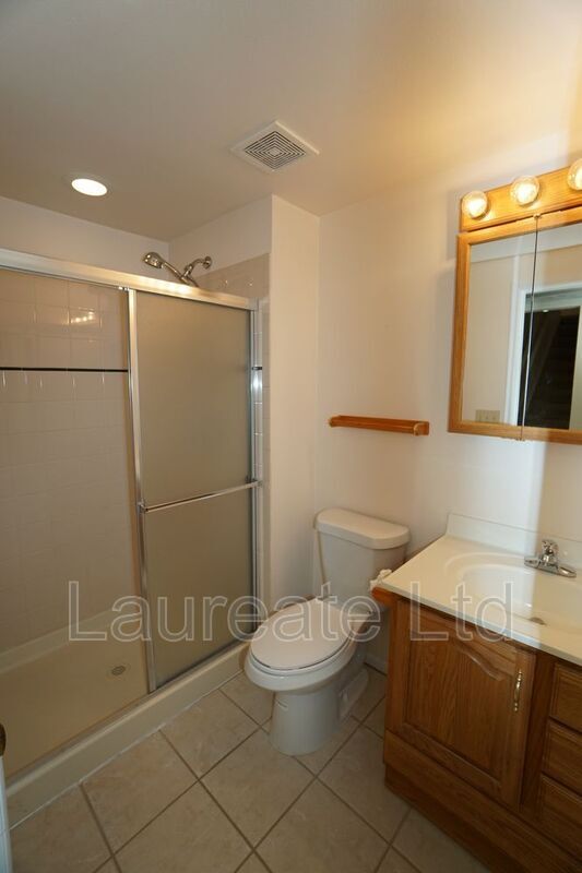 Building Photo - 13852 E Linvale Pl