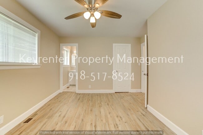 Building Photo - Recently Renovated 3 Bed 2 Bath in Collinsville!