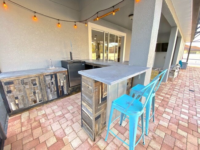 Building Photo - Lake Nona Pool Home for Rent 4bed 3 bath