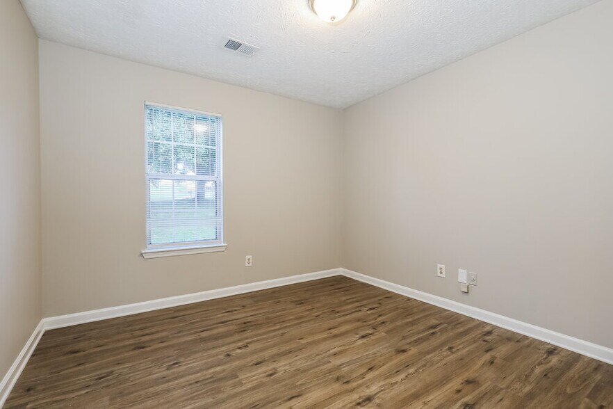 Building Photo - 4252 Catalpa Ct