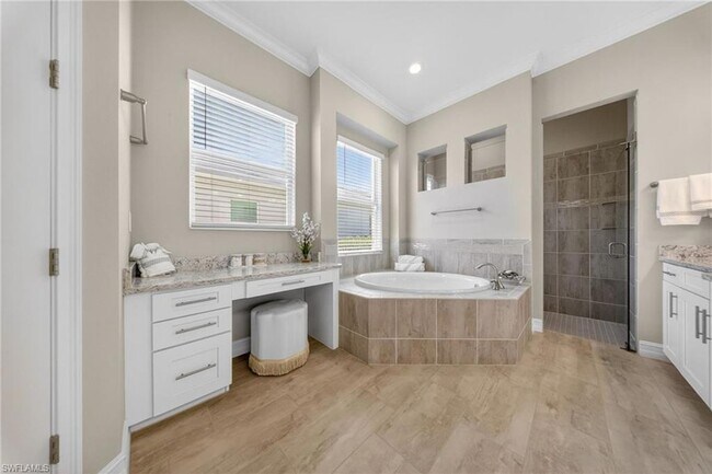 Building Photo - 14930 Blue Bay Cir