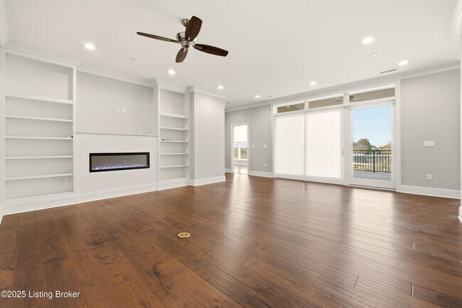 Building Photo - 6600 Seminary Woods Pl