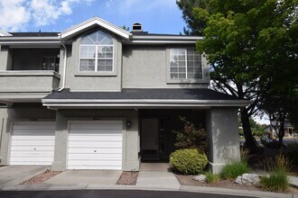 Building Photo - Quiet 2 Bed Millcreek Condo with Beautiful Mountain Views!