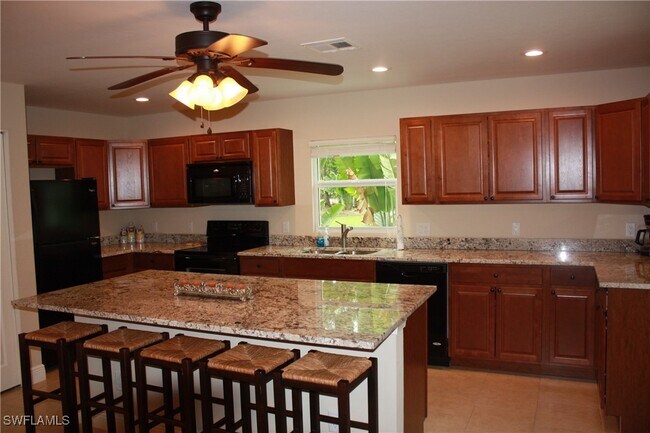 Building Photo - 6140 Standing Oaks Ln