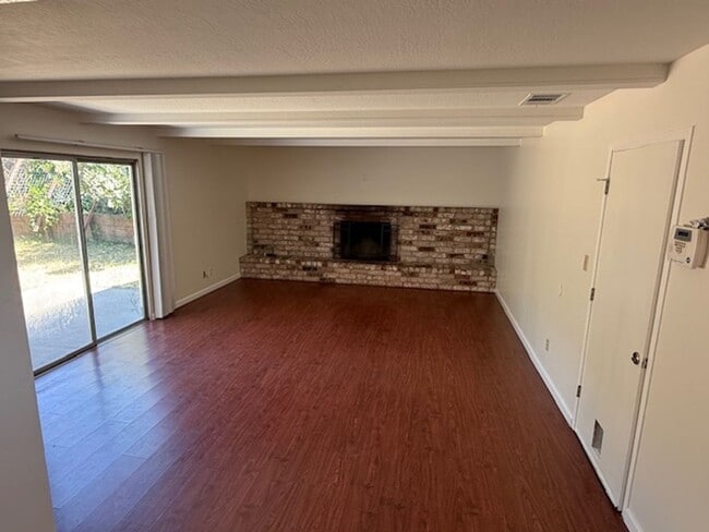 Building Photo - 3-Bedroom Single Family Home in PInole