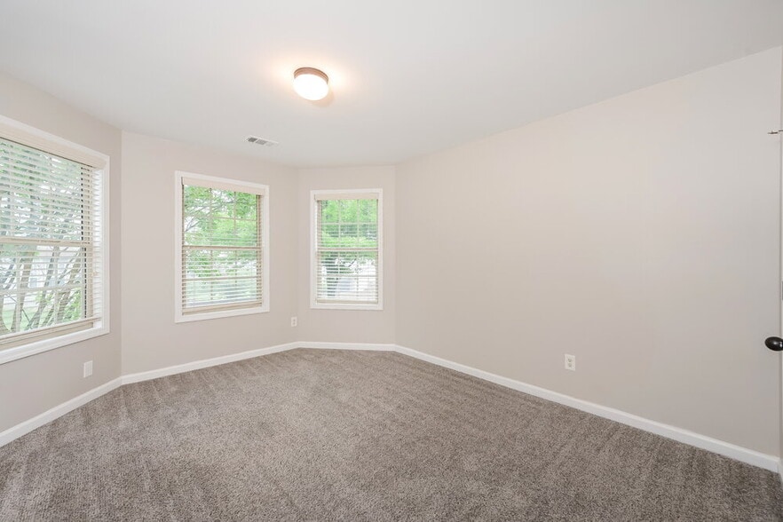 Building Photo - 3065 Hampton Bay Cove NE