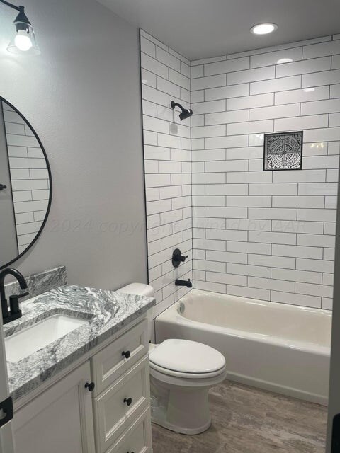 Building Photo - 14507 Periwinkle Dr