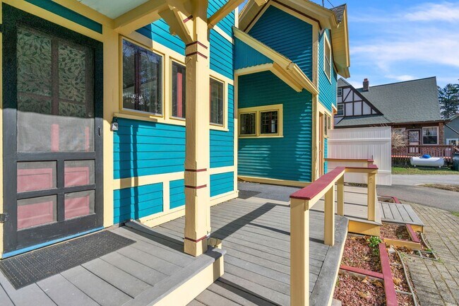 Building Photo - 46 Highland Terrace