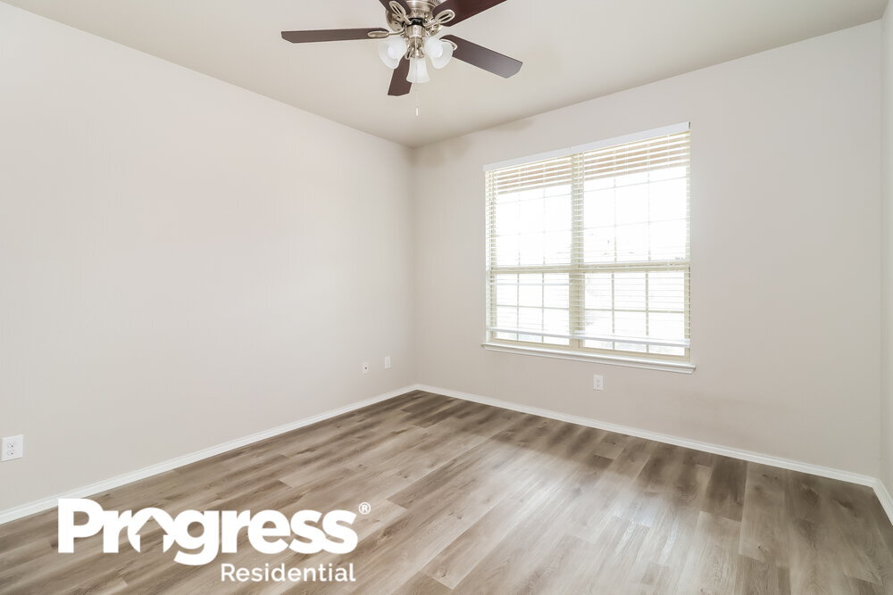 Building Photo - 6232 Topsail Dr