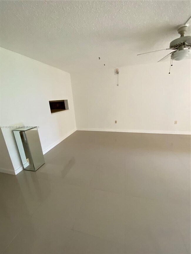 Building Photo - 8015 SW 107th Ave