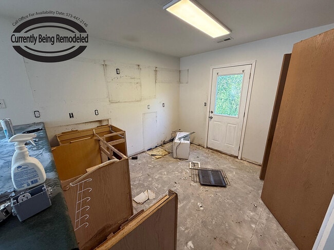 Building Photo - 1701 Hanover Blvd