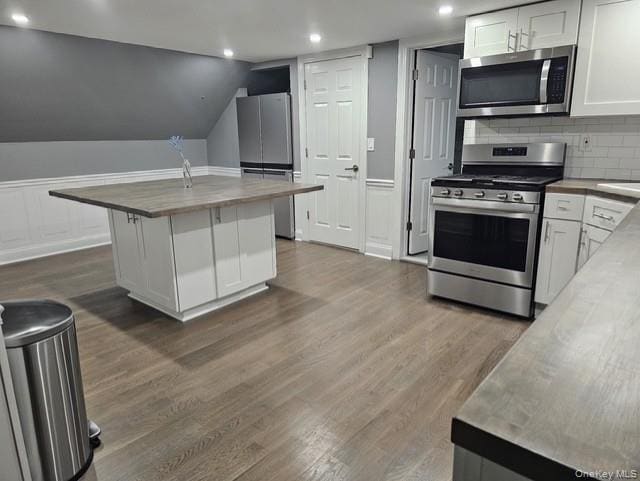 Building Photo - 645 Hawkins Blvd