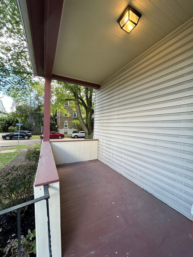 Building Photo - 205-207 Berkeley St