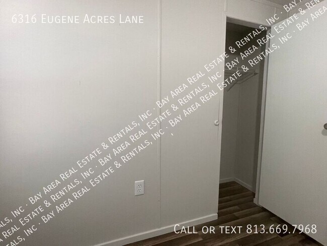 Building Photo - 6316 Eugene Acres Ln