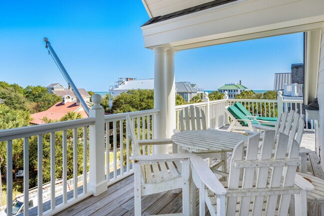 Building Photo - 221 Ocean Park Loop