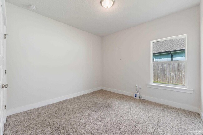 Building Photo - 7068 Whitetail Run Dr