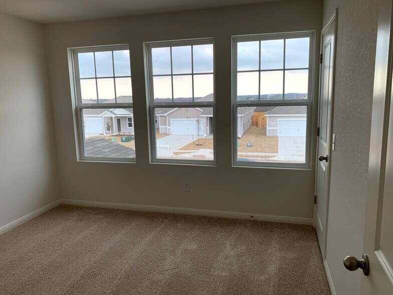 Building Photo - 178 Shiro Dr