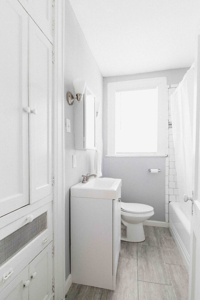 Building Photo - 3181 Norman Bridge Rd