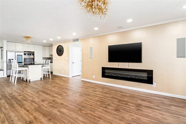 Building Photo - 600 Three Islands Boulevard