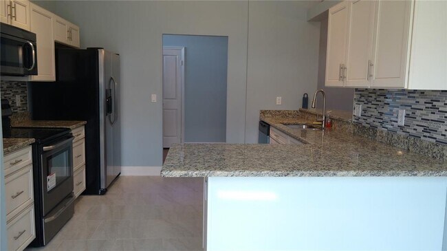 Building Photo - 28646 Tanner Dr