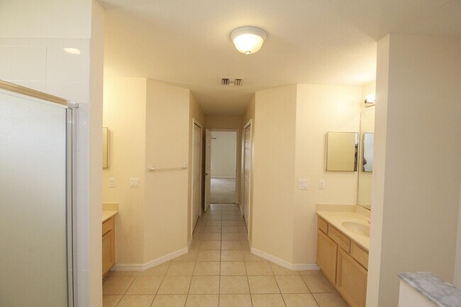 Building Photo - 885 Tavernier Cir NE