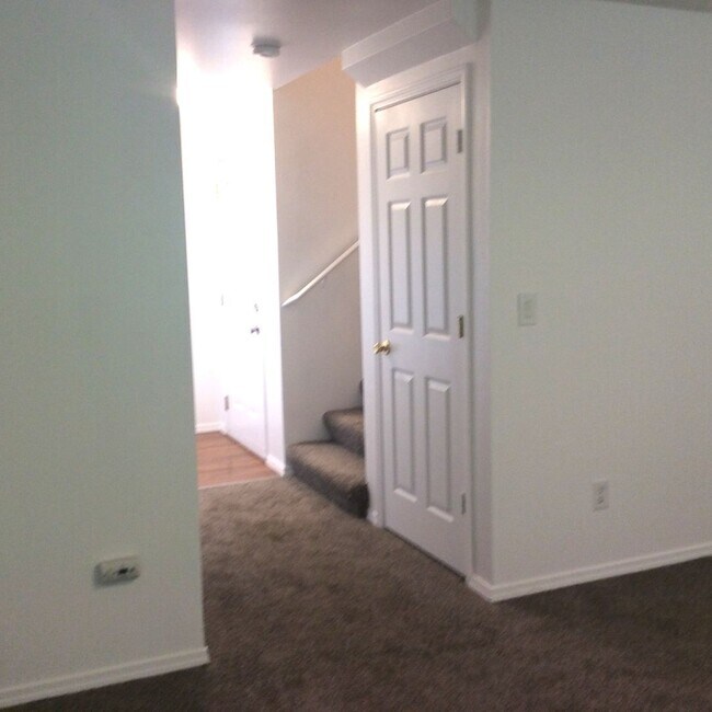 Building Photo - Mitra - Bisht Puyallup