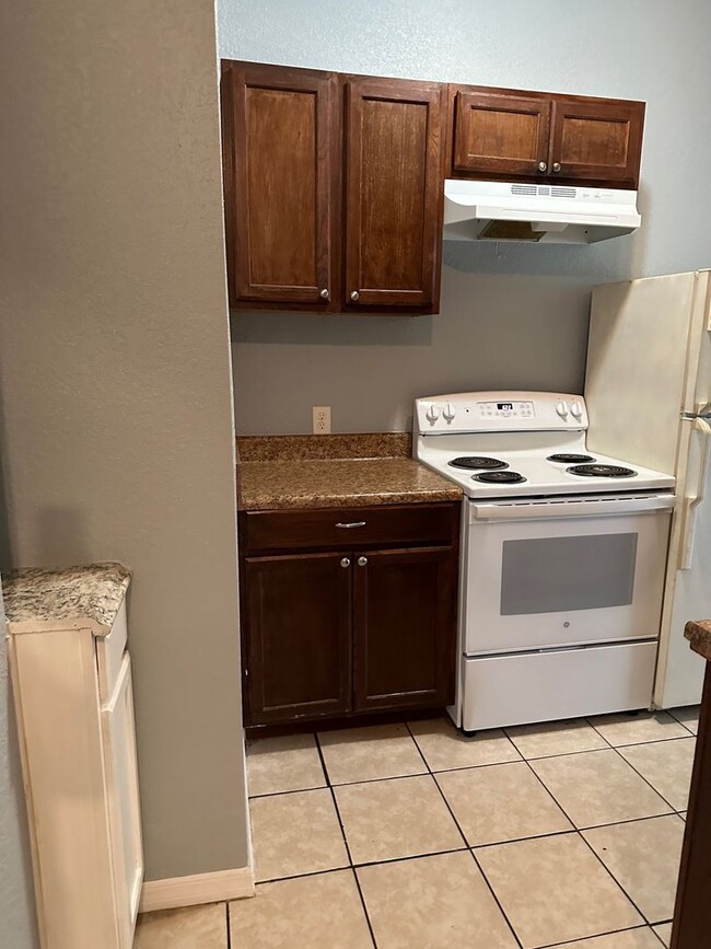 Building Photo - 2 Bed/2 Bath in Haines City - ready for immediate move in!